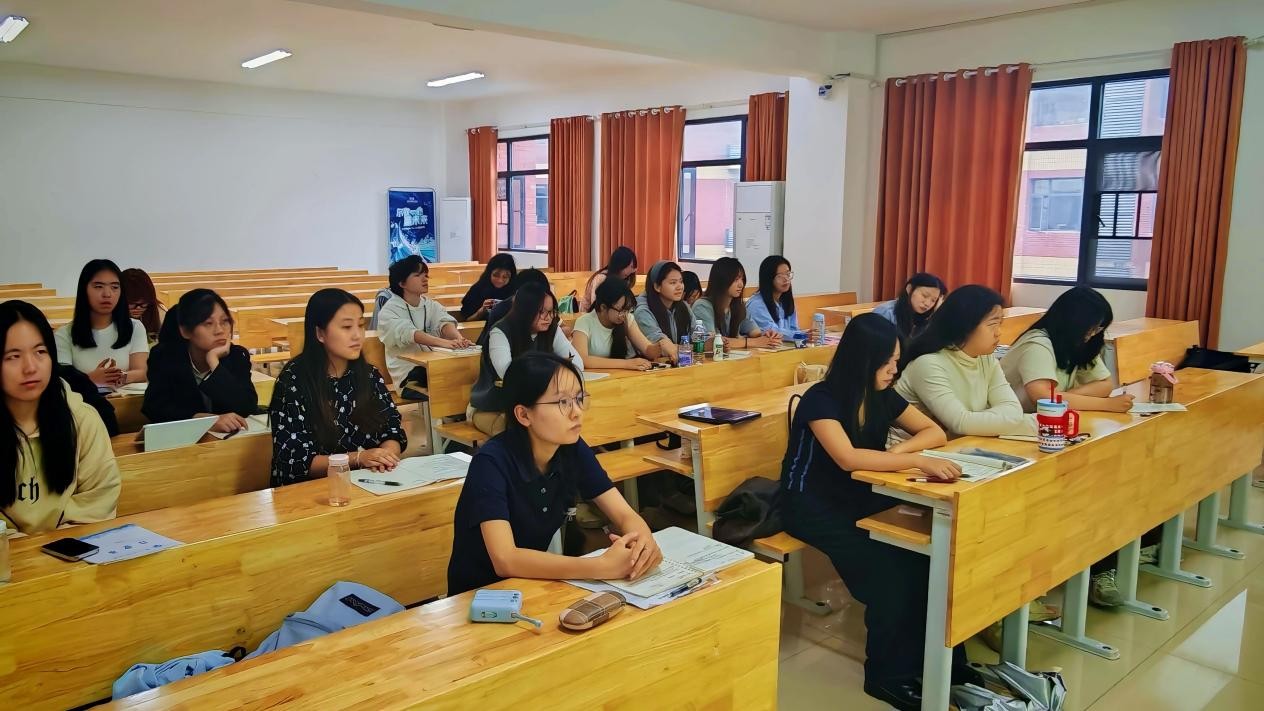 69f8fc513e414aea9b613c6ee62f4de9.jpg 69f8fc513e414aea9b613c6ee62f4de9.jpg