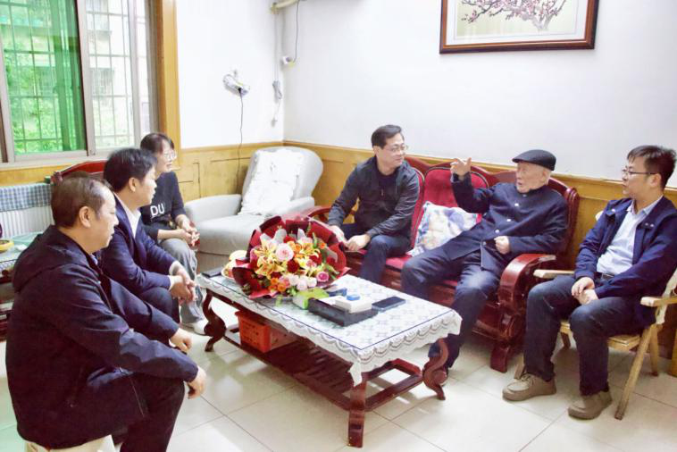 e65eac7725214d5eac025be48a70b9da.png e65eac7725214d5eac025be48a70b9da.png