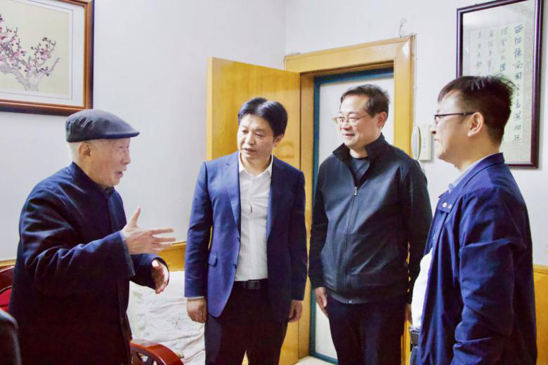 fbd8d2a4101344008a4607f2f7d9e254.png fbd8d2a4101344008a4607f2f7d9e254.png