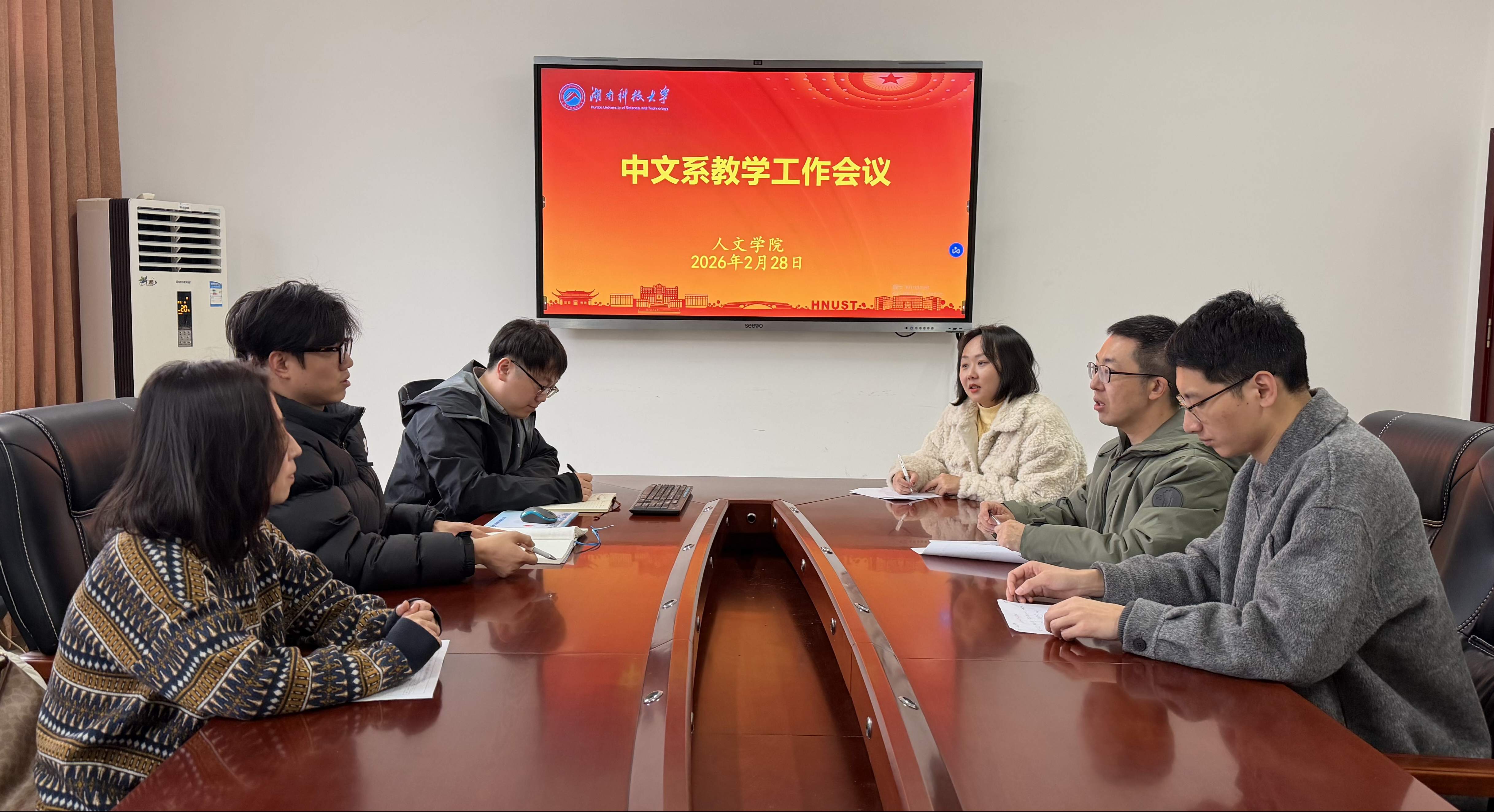 b5915f952853421caca2df946aa8f6b3.jpg b5915f952853421caca2df946aa8f6b3.jpg