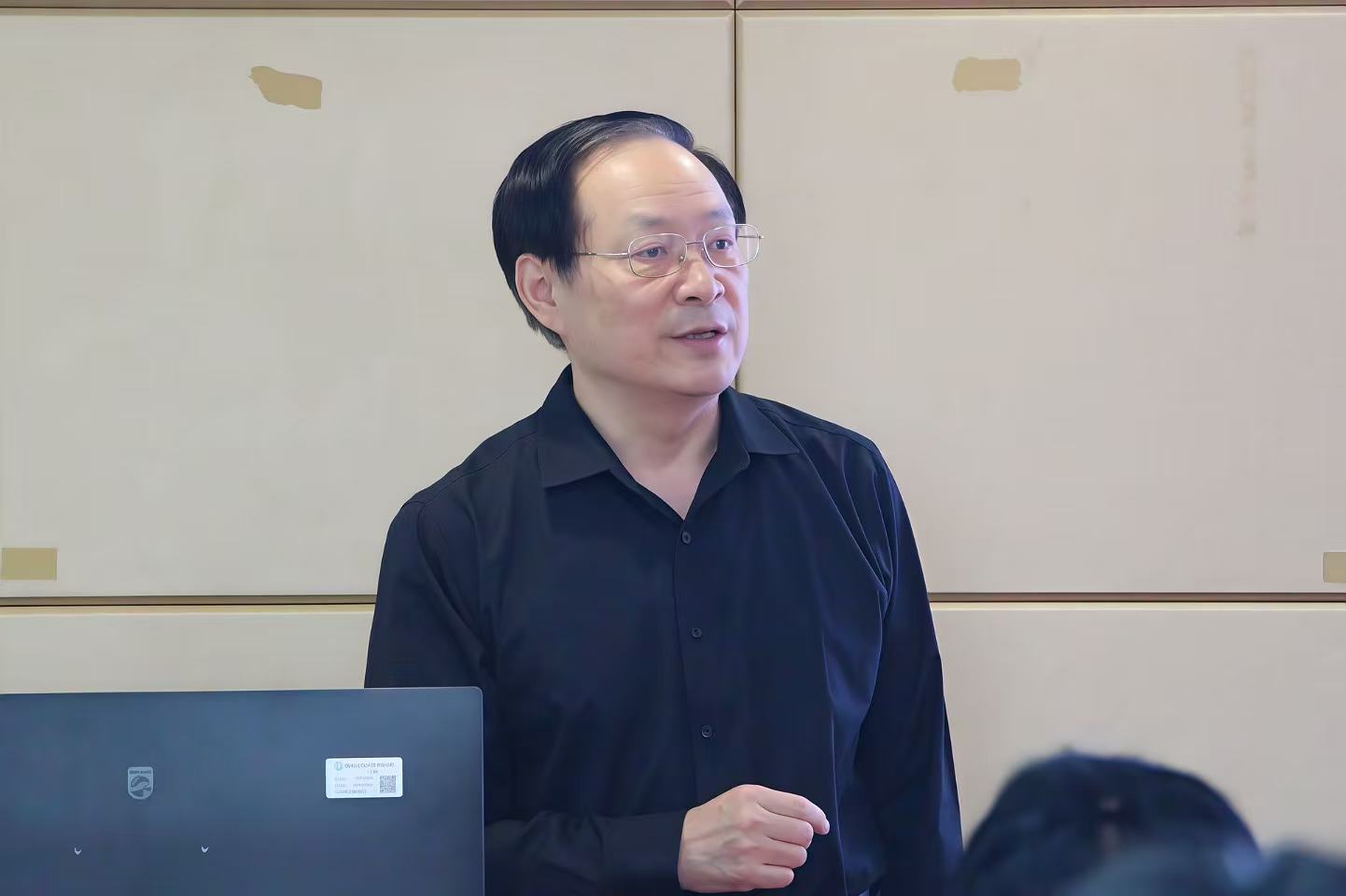7acfe31a72a84dd3a04250c8b194a897.jpg